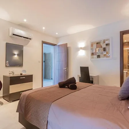 High-end With Comfy Beds & Super Wifi By 360 Estates * San Ġwann